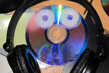 Hahacd.jpg