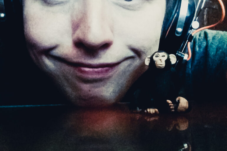 IMG